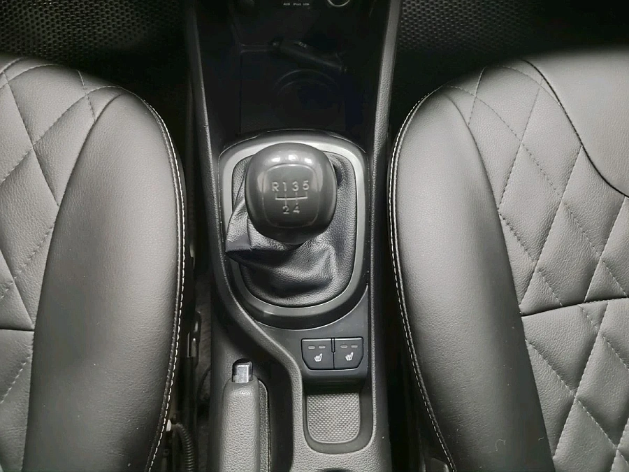 Kia Rio, 2013г., передний привод, механика