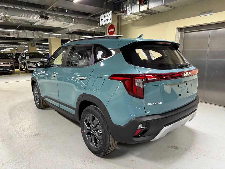 Kia Seltos, 2024г., передний привод, вариатор