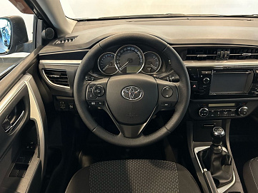 Toyota Corolla, 2014г, передний привод, механика