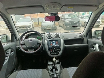 Lada (ВАЗ) Granta, 2015г, передний привод, механика