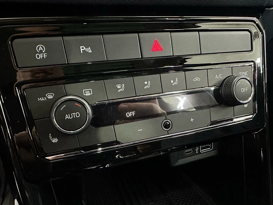 Volkswagen Tharu, 2025г., передний привод, робот