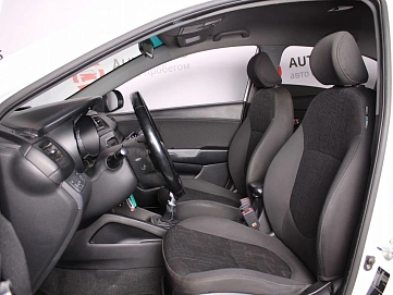 Kia Rio, 2014г., передний привод, механика