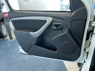 Renault Duster, 2020г, полный привод, механика