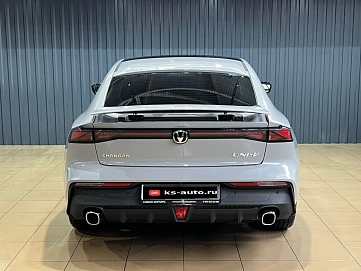 Changan UNI-V, 2024г, передний привод, робот