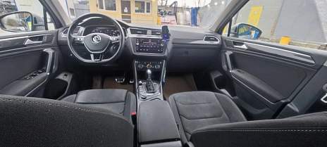 Volkswagen Tiguan, 2018г, полный привод, робот