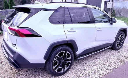 Toyota RAV4, 2020г, полный привод, вариатор