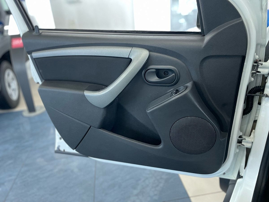 Renault Duster, 2020г., полный привод, механика