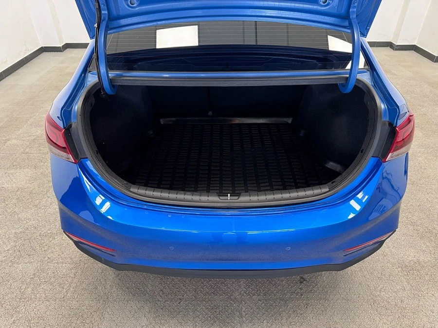 Hyundai Solaris, 2017г., передний привод, автомат