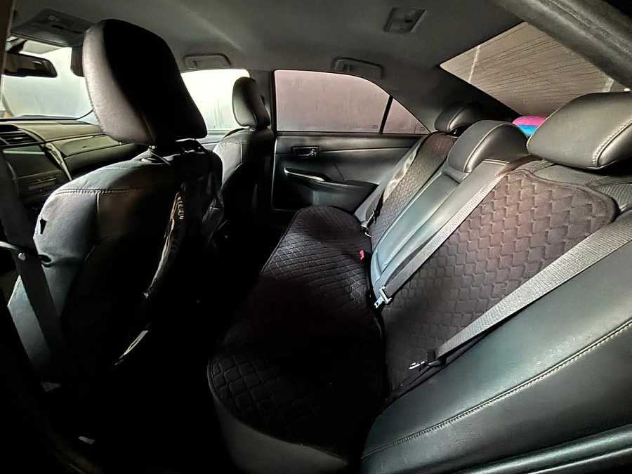 Toyota Camry, 2015г., передний привод, автомат