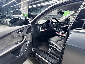 Audi Q8, 2019г., полный привод, автомат