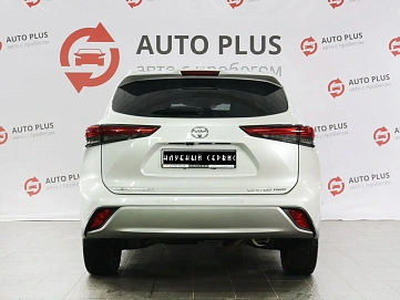 Toyota Highlander, 2025г, полный привод, автомат