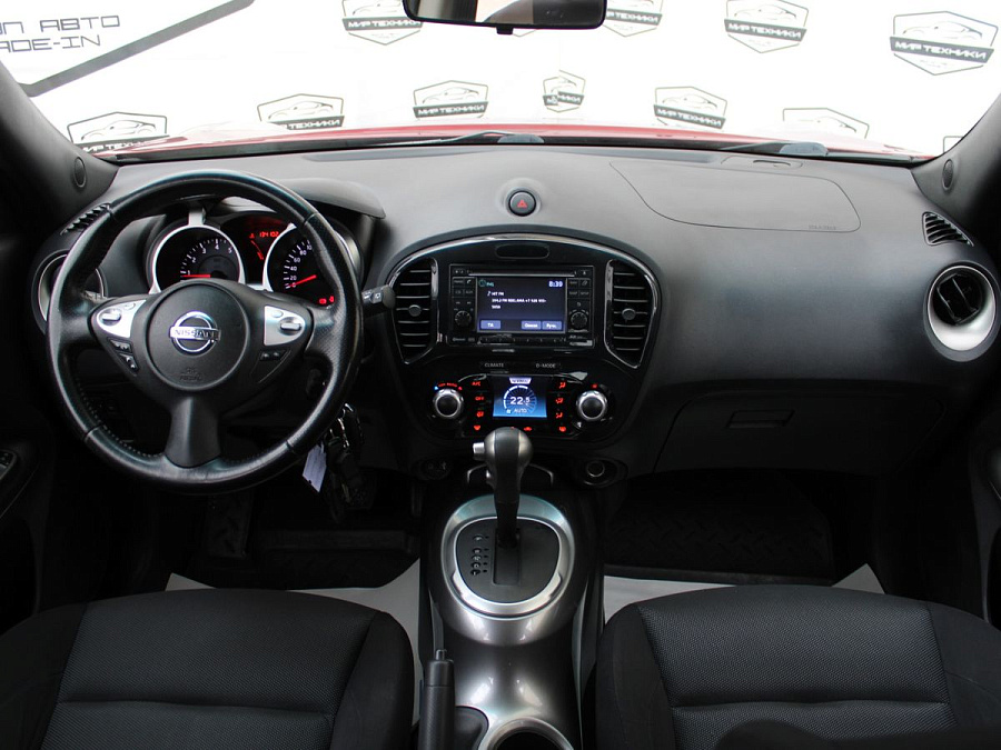 Nissan Juke, 2011г., передний привод, вариатор