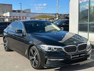 BMW 5 серии, 2018г, задний привод, автомат