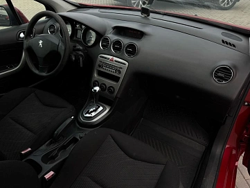 Peugeot 308, 2009г, передний привод, автомат