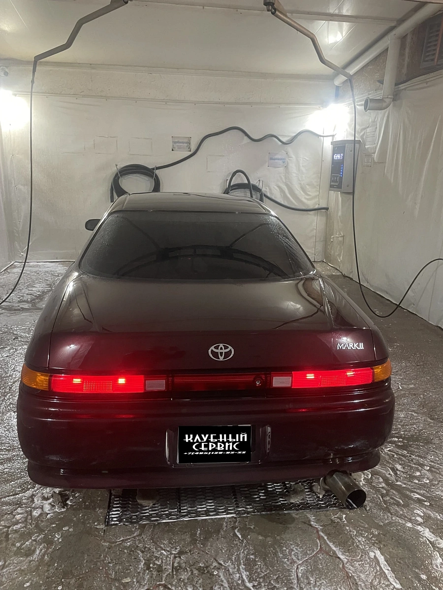 Toyota Mark II, 1994г., задний привод, автомат