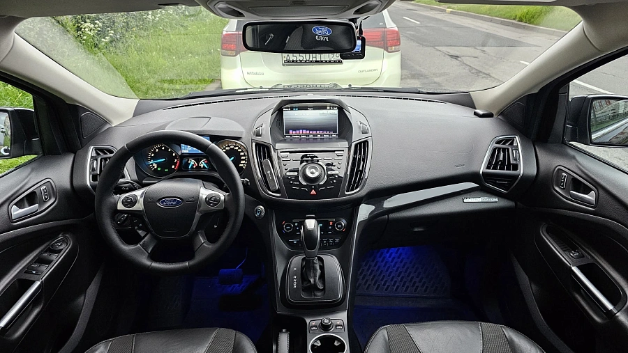 Ford Kuga, 2014г., полный привод, автомат