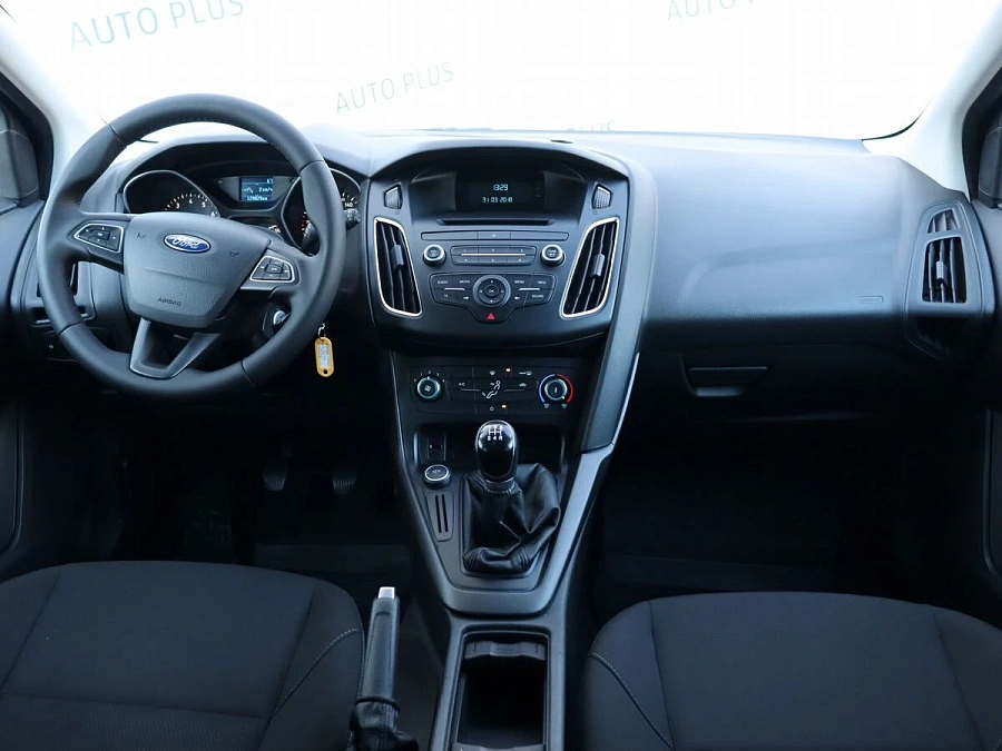 Ford Focus, 2016г., передний привод, механика