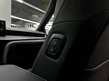 Toyota Camry, 2023г, передний привод, вариатор