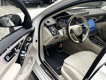 Mercedes-Benz S-Класс, 2023г., полный привод, автомат
