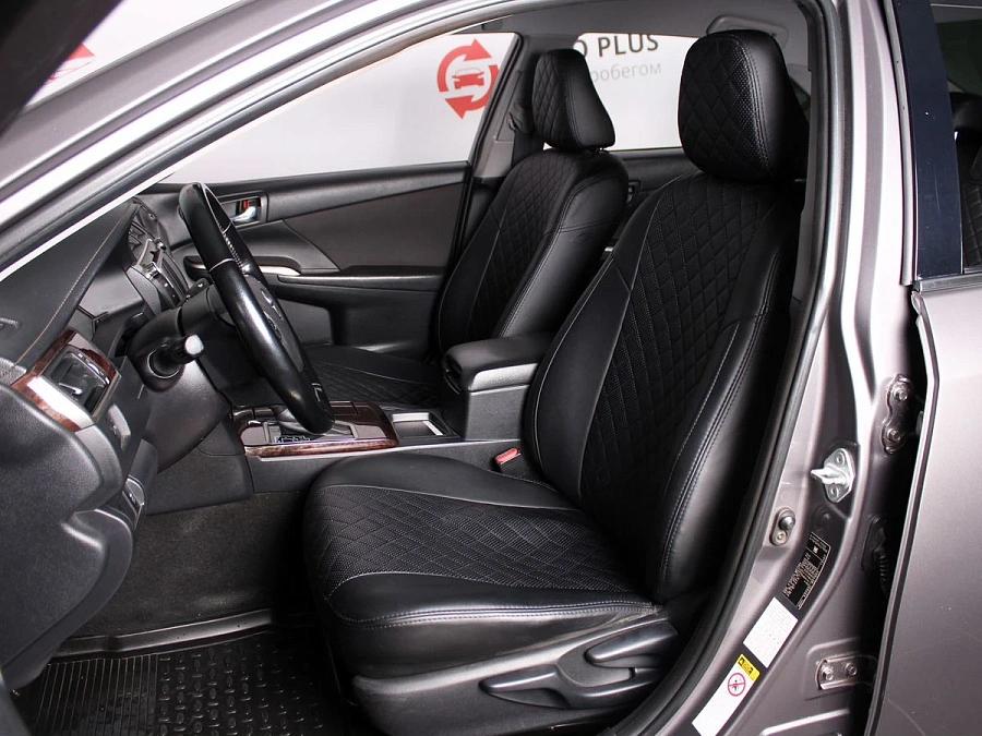 Toyota Camry, 2016г., передний привод, автомат