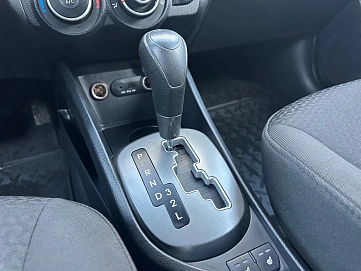 Kia Rio, 2013г, передний привод, автомат