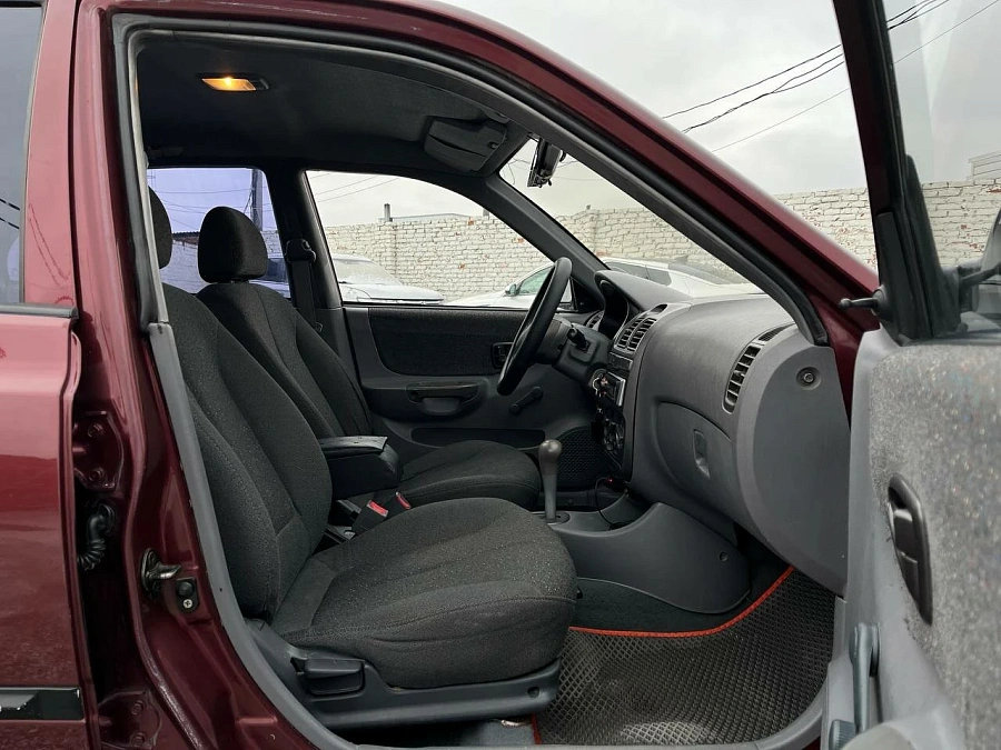 Hyundai Accent, 2006г., передний привод, автомат