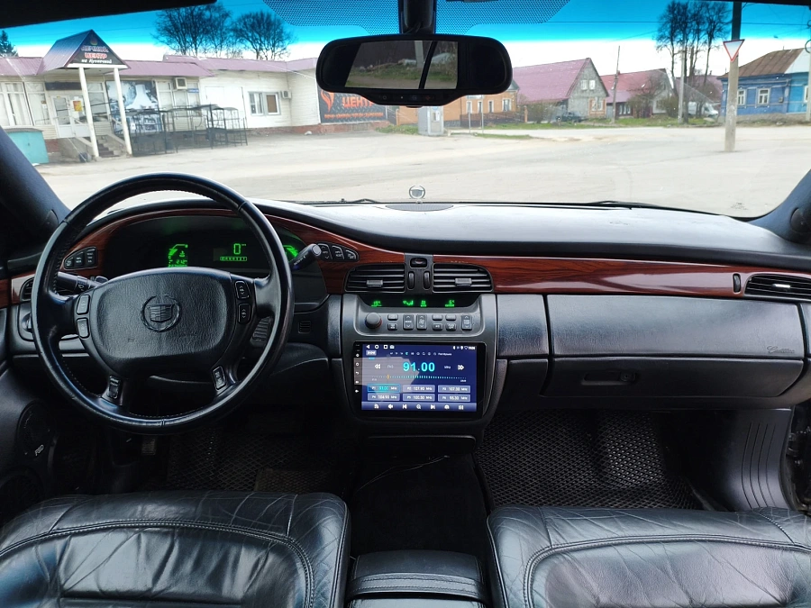 Cadillac DeVille, 2000г., передний привод, автомат