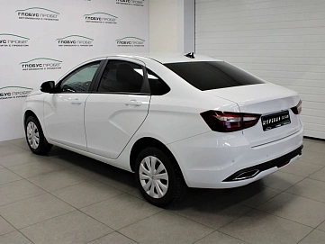 Lada (ВАЗ) Vesta, 2023г, передний привод, механика