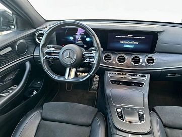 Mercedes-Benz E-Класс, 2020г, передний привод, автомат