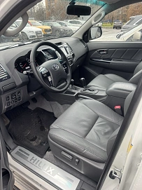 Toyota Hilux, 2012г, полный привод, автомат