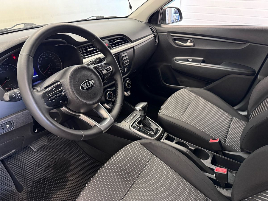 Kia , 2017г., передний привод, автомат