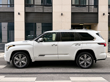 Toyota Sequoia, 2025г, полный привод, автомат