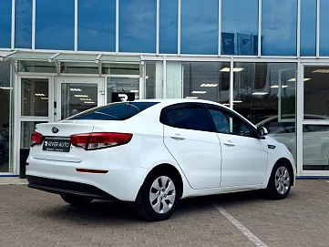 Kia Rio, 2015г, передний привод, механика