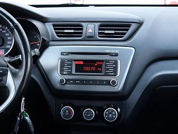Kia Rio, 2015г, передний привод, автомат