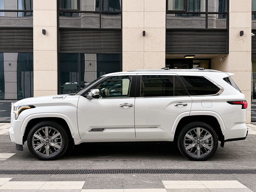 Toyota Sequoia, 2025г., полный привод, автомат
