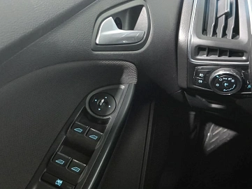 Ford Focus, 2012г, передний привод, автомат