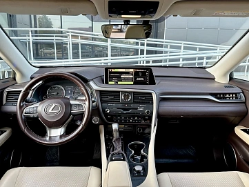 Lexus RX, 2017г, полный привод, автомат