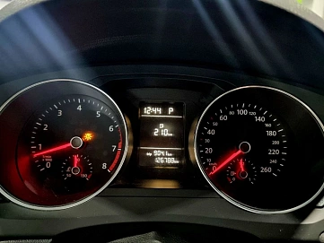 Volkswagen Jetta, 2016г, передний привод, робот