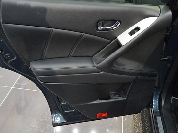 Nissan Murano, 2015г, полный привод, вариатор