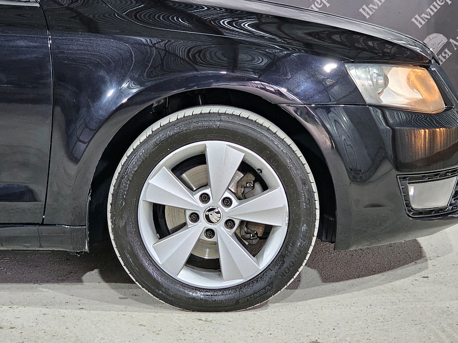 Skoda Octavia, 2013г., передний привод, робот
