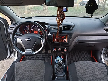 Kia Rio, 2015г, передний привод, механика