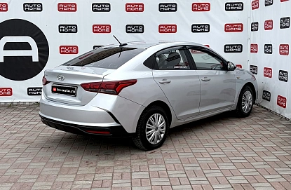 Hyundai Solaris, 2021г., передний привод, автомат