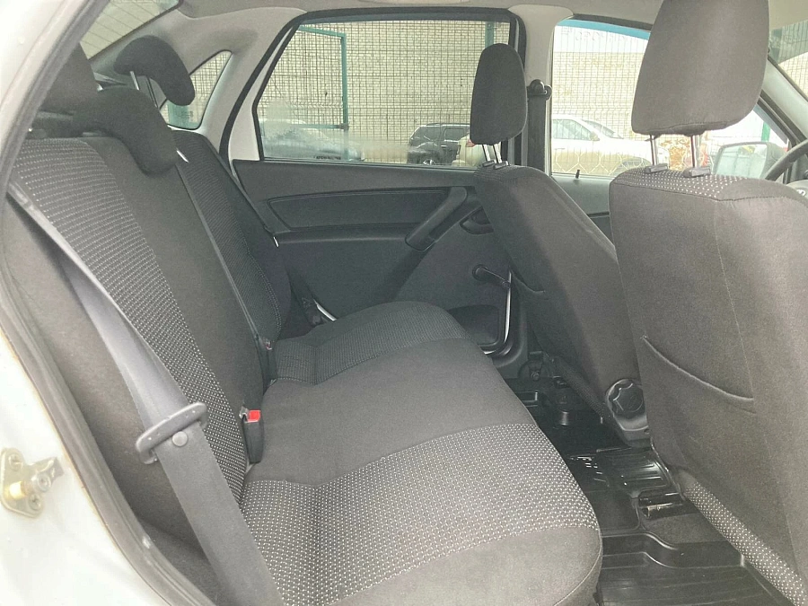 Lada (ВАЗ) Granta, 2012г., передний привод, механика