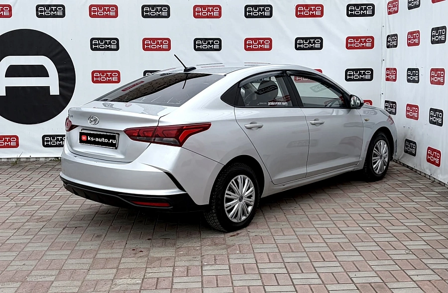 Hyundai Solaris, 2021г., передний привод, автомат
