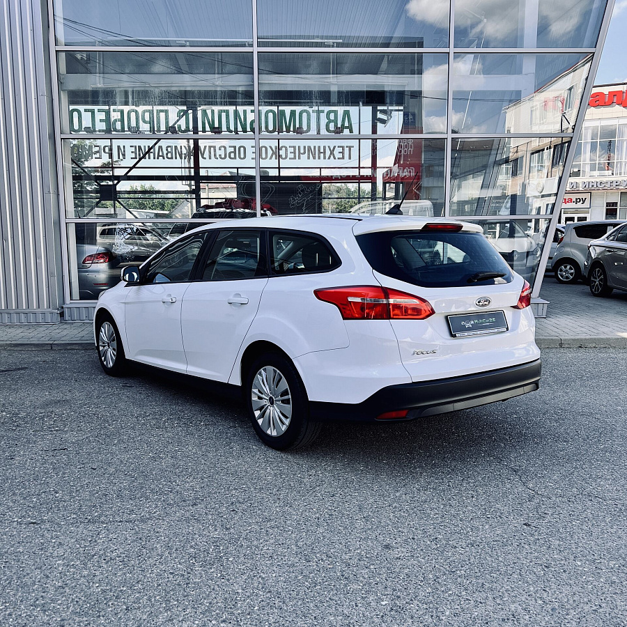 Ford Focus, 2018г., передний привод, робот