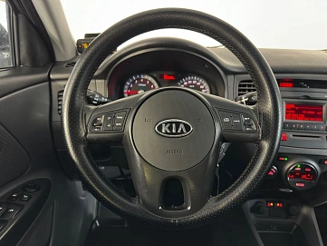 Kia Rio, 2009г, передний привод, механика