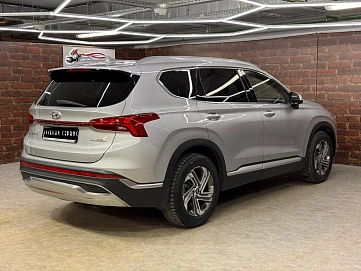 Hyundai Santa Fe, 2021г, полный привод, робот