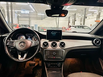Mercedes-Benz CLA, 2015г, передний привод, робот
