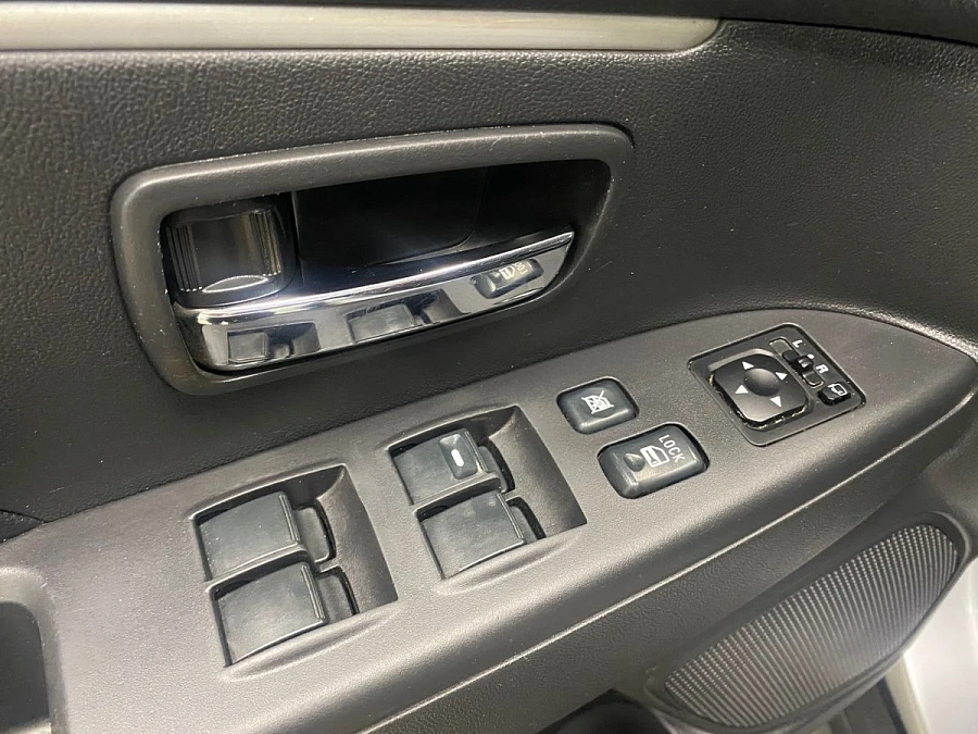 Mitsubishi ASX, 2011г., передний привод, вариатор