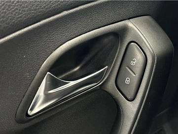 Volkswagen Polo, 2013г, передний привод, механика